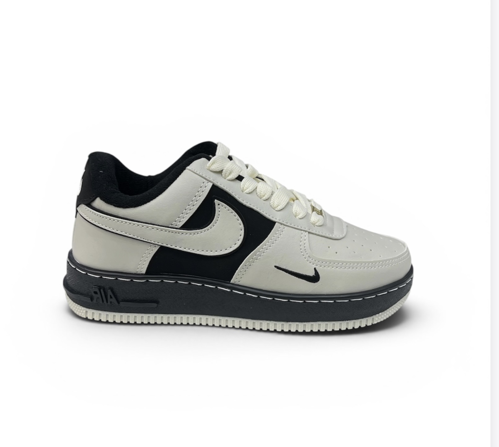 AIR FORCE ( CREME / PRETO )